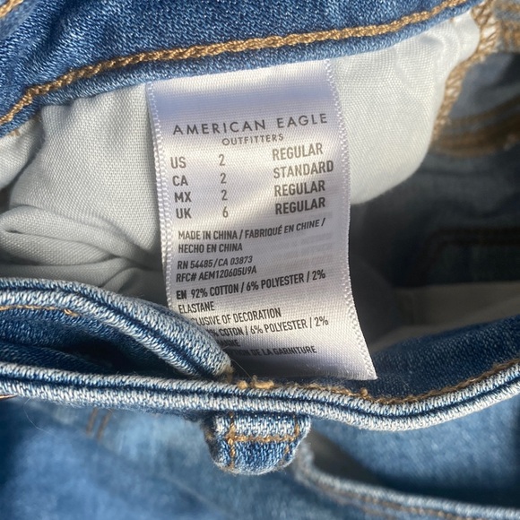 AE Super Stretch Rip and Repair Jegging Size 2 - Picture 6 of 9